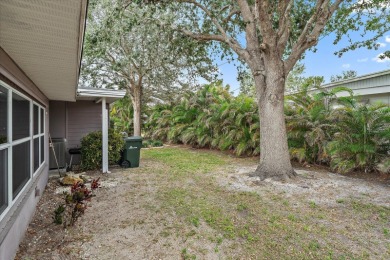 Beautifully Updated Home in Prime Venice Location - Close to on Jacaranda West Country Club in Florida - for sale on GolfHomes.com, golf home, golf lot