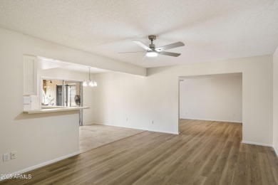 Beautifully maintained 2bed+ a den/2bath home offering 1805sqft on Cottonwood Country Club in Arizona - for sale on GolfHomes.com, golf home, golf lot