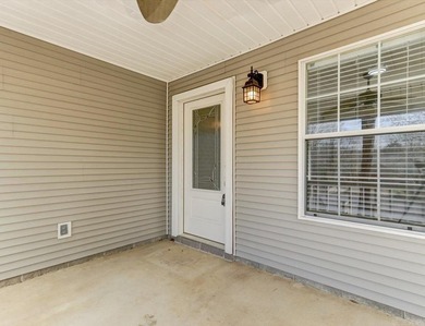 Immaculate, move-in ready, one-story home in the Diamondhead on Diamondhead Golf and Country Club in Arkansas - for sale on GolfHomes.com, golf home, golf lot