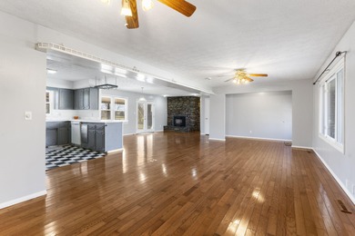 Welcome to this inviting single story home at 1980 E Smith in on Bill and Payne Stewart Golf Course  in Missouri - for sale on GolfHomes.com, golf home, golf lot