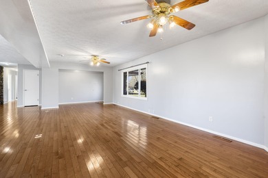 Welcome to this inviting single story home at 1980 E Smith in on Bill and Payne Stewart Golf Course  in Missouri - for sale on GolfHomes.com, golf home, golf lot