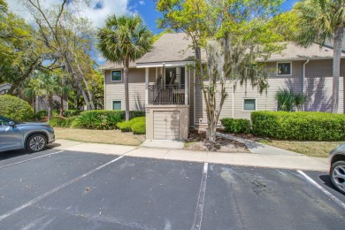 This 1-bedroom, 2-bathroom upper level unit is the perfect on The Seabrook Island Club in South Carolina - for sale on GolfHomes.com, golf home, golf lot