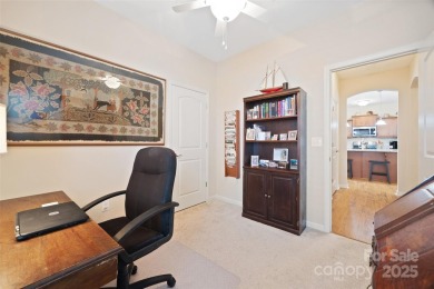 Welcome to this beautifully maintained 3-bedroom, 2.5-bath on Edgewater Golf Club in South Carolina - for sale on GolfHomes.com, golf home, golf lot