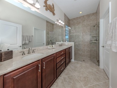 This meticulously maintained, WCI-built residence nestled in the on Sarasota National Golf Club in Florida - for sale on GolfHomes.com, golf home, golf lot