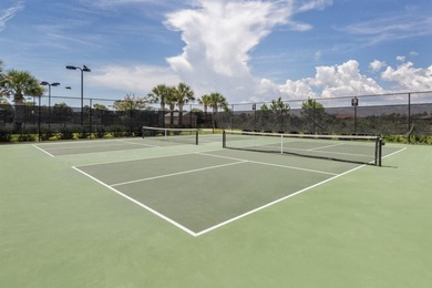 This meticulously maintained, WCI-built residence nestled in the on Sarasota National Golf Club in Florida - for sale on GolfHomes.com, golf home, golf lot