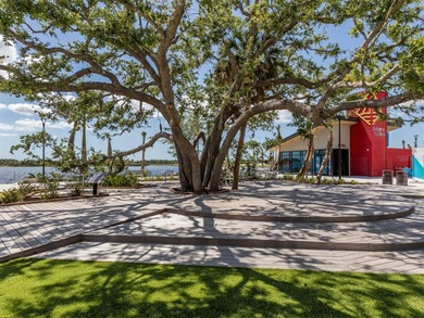 This meticulously maintained, WCI-built residence nestled in the on Sarasota National Golf Club in Florida - for sale on GolfHomes.com, golf home, golf lot