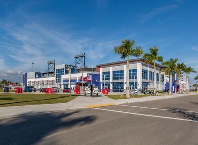 This meticulously maintained, WCI-built residence nestled in the on Sarasota National Golf Club in Florida - for sale on GolfHomes.com, golf home, golf lot