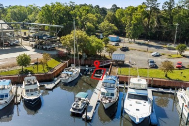 Ready for scenic views of the waterway and to enjoy waterfront on Wachesaw Plantation Club in South Carolina - for sale on GolfHomes.com, golf home, golf lot