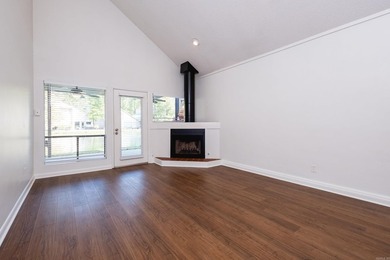 Welcome to Round River!  This one-level, 2-bedroom / 2 bathroom on Rebsamen Park Golf Course in Arkansas - for sale on GolfHomes.com, golf home, golf lot