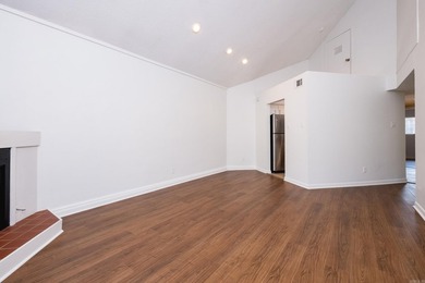 Welcome to Round River!  This one-level, 2-bedroom / 2 bathroom on Rebsamen Park Golf Course in Arkansas - for sale on GolfHomes.com, golf home, golf lot