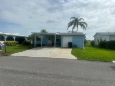This1998 Nobility home has  two bedrooms and  two bathrooms on on Four Lakes Golf Club in Florida - for sale on GolfHomes.com, golf home, golf lot