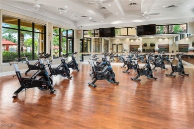 GOLF MEMBERSHIP INCLUDED - Napoli Grande Estate Home in Bonita on Bonita National Golf Course in Florida - for sale on GolfHomes.com, golf home, golf lot