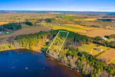 Are you looking for a rustic retreat that has three acres of on Pine Hills Golf Course in Wisconsin - for sale on GolfHomes.com, golf home, golf lot