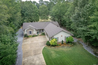 Almost like new with Bonus Lot included! Immaculate 3BR/2B on Ponce De Leon Golf Course in Arkansas - for sale on GolfHomes.com, golf home, golf lot