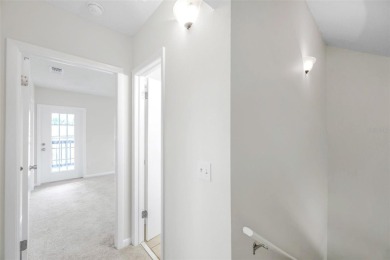 MOVE-IN READY 3 Bedroom home in the Busch Gardens area of Tampa! on Rogers Park Golf Course in Florida - for sale on GolfHomes.com, golf home, golf lot