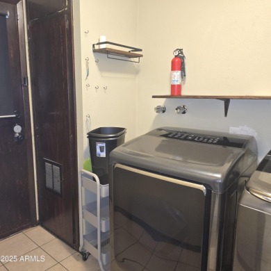 Spacious and Rare 3 bedroom Sun City townhome.  End unit.  Roof on Sun City Lakes West and East in Arizona - for sale on GolfHomes.com, golf home, golf lot