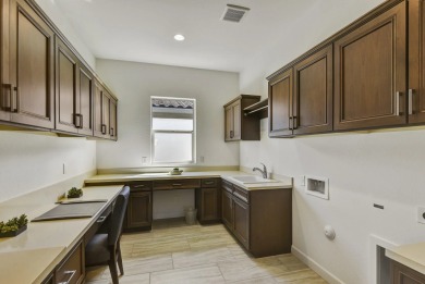 Golf Resort Community, Single Story Design, Spacious Great Room on Vista Verde Golf Course in Arizona - for sale on GolfHomes.com, golf home, golf lot