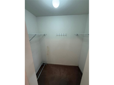 *** DON'T MISS THIS OPPORTUNITY TO MAKE THIS HOME YOUR OWN *** on Ocala Palms Golf and Country Club in Florida - for sale on GolfHomes.com, golf home, golf lot