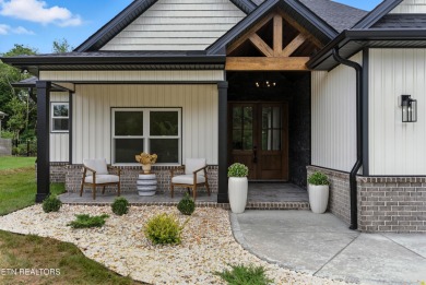 A MUST SEE, 2,811sqft NEW Construction.  FLAT Lot. This 4 BR, 3 on Tellico Village Golf Club in Tennessee - for sale on GolfHomes.com, golf home, golf lot