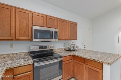 1360 sqft single-level gem! Vaulted ceilings, granite counters on Ancala Country Club in Arizona - for sale on GolfHomes.com, golf home, golf lot