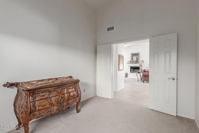 1360 sqft single-level gem! Vaulted ceilings, granite counters on Ancala Country Club in Arizona - for sale on GolfHomes.com, golf home, golf lot