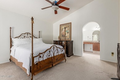 1360 sqft single-level gem! Vaulted ceilings, granite counters on Ancala Country Club in Arizona - for sale on GolfHomes.com, golf home, golf lot