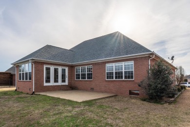 Beautiful 3 bedroom 2 bath brick one level home located in The on Dyersburg Country Club At The Farms in Tennessee - for sale on GolfHomes.com, golf home, golf lot
