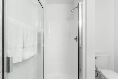 Adorable 2 BR plus loft, 2.5 BA Sealoft Villa. Wood-burning on The Seabrook Island Club in South Carolina - for sale on GolfHomes.com, golf home, golf lot