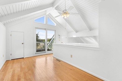 Adorable 2 BR plus loft, 2.5 BA Sealoft Villa. Wood-burning on The Seabrook Island Club in South Carolina - for sale on GolfHomes.com, golf home, golf lot