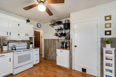 Great little Hobby Farm. Bring your livestock....This is a on Mt Vernon Municipal Golf Club in Missouri - for sale on GolfHomes.com, golf home, golf lot