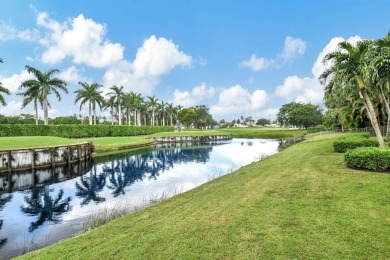 Lovely one-story, 3-bedroom + office home with lake and golf on St. Andrews Country Club of Boca Raton in Florida - for sale on GolfHomes.com, golf home, golf lot