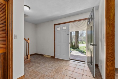 Incredible opportunity in this 4 bed, 2.5 bath 2 story on the on High Cliff Golf Course in Wisconsin - for sale on GolfHomes.com, golf home, golf lot