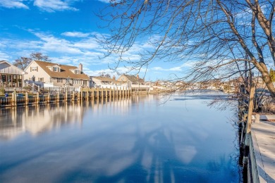 Welcome Home to your newly renovated waterfront oasis nestled on Bergen Point Golf Course in New York - for sale on GolfHomes.com, golf home, golf lot