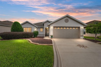 Beautifully maintained and loved Magnolia home - 3 Bedroom/2 on Stonecrest Golf and Club Club in Florida - for sale on GolfHomes.com, golf home, golf lot