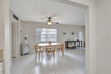 Move right into this pristine, gorgeous condo which is located on Kings Point Golf -Flanders Way in Florida - for sale on GolfHomes.com, golf home, golf lot