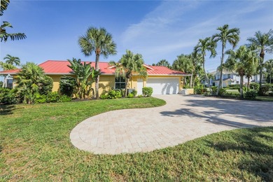 Stunning fully renovated 3BR/2BA ground-level home with private on Beachview Golf Club in Florida - for sale on GolfHomes.com, golf home, golf lot