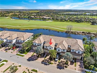 This FURNISHED condominium style 2nd floor Carriage Home is on Panther Run Golf Club in Florida - for sale on GolfHomes.com, golf home, golf lot