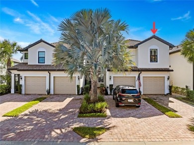 This FURNISHED condominium style 2nd floor Carriage Home is on Panther Run Golf Club in Florida - for sale on GolfHomes.com, golf home, golf lot