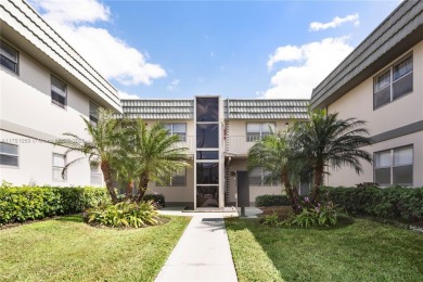Stylish First Floor level, Corner unit, 1B/1.5b unit in sought on Kings Point Golf -Flanders Way in Florida - for sale on GolfHomes.com, golf home, golf lot