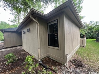 Welcome to 116 Hickory Dr. This recently remodeled home is on Burning Ridge Golf Course in South Carolina - for sale on GolfHomes.com, golf home, golf lot