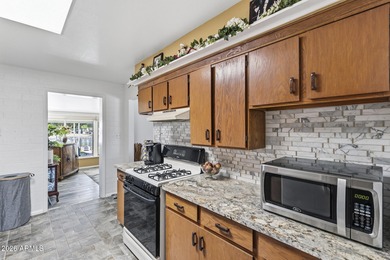 Nestled on a quiet cul-de-sac, this updated 4-bed, 3.5-bath home on  in Arizona - for sale on GolfHomes.com, golf home, golf lot