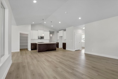 Beautiful Pro Made condo in gated community, discover the on Deer Park Golf Club in Washington - for sale on GolfHomes.com, golf home, golf lot