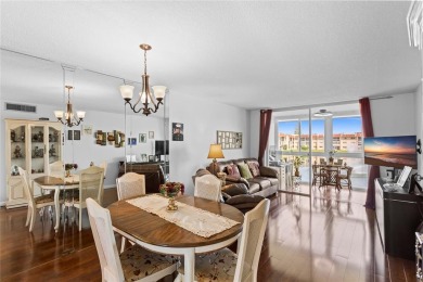 Bright and open 1/1 condo in Phase 3 of Sunrise Lakes community on Sunrise Lakes Phase III in Florida - for sale on GolfHomes.com, golf home, golf lot