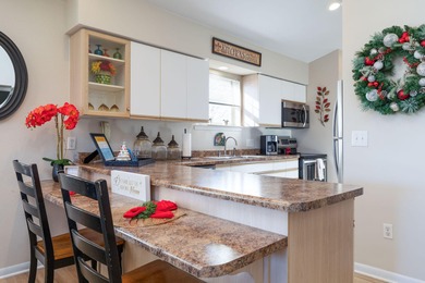 Welcome to your lovely penthouse condominium located in the on Holiday Hills Resort and Golf in Missouri - for sale on GolfHomes.com, golf home, golf lot