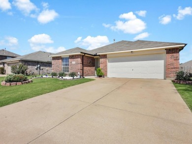 Discover this beautifully updated 3-bedroom, 2-bathroom home on Mansfield National Golf Club in Texas - for sale on GolfHomes.com, golf home, golf lot