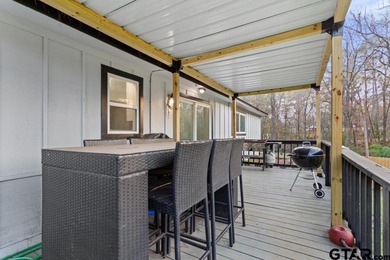 Welcome to this adorable, move-in-ready home on a large lot in on Hide-A-Way Lake Golf Course in Texas - for sale on GolfHomes.com, golf home, golf lot