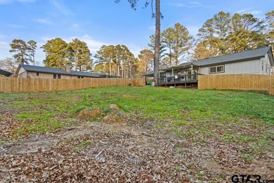 Welcome to this adorable, move-in-ready home on a large lot in on Hide-A-Way Lake Golf Course in Texas - for sale on GolfHomes.com, golf home, golf lot