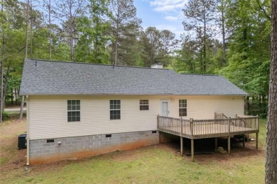 Welcome to 191 Bob O Link Drive - a beautifully maintained on Turtle Cove Golf Course in Georgia - for sale on GolfHomes.com, golf home, golf lot