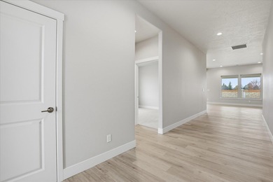 Beautiful Pro Made condo in gated community, discover the on Deer Park Golf Club in Washington - for sale on GolfHomes.com, golf home, golf lot