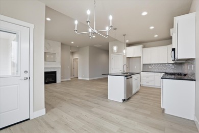 Beautiful Pro Made condo in gated community, discover the on Deer Park Golf Club in Washington - for sale on GolfHomes.com, golf home, golf lot